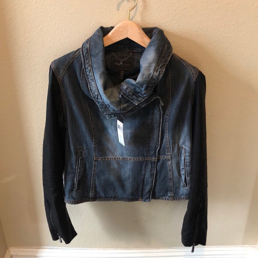 BCBGMAXAZRIA  JACKET ✨